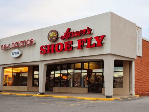 Shoe Fly in Early 2000s
